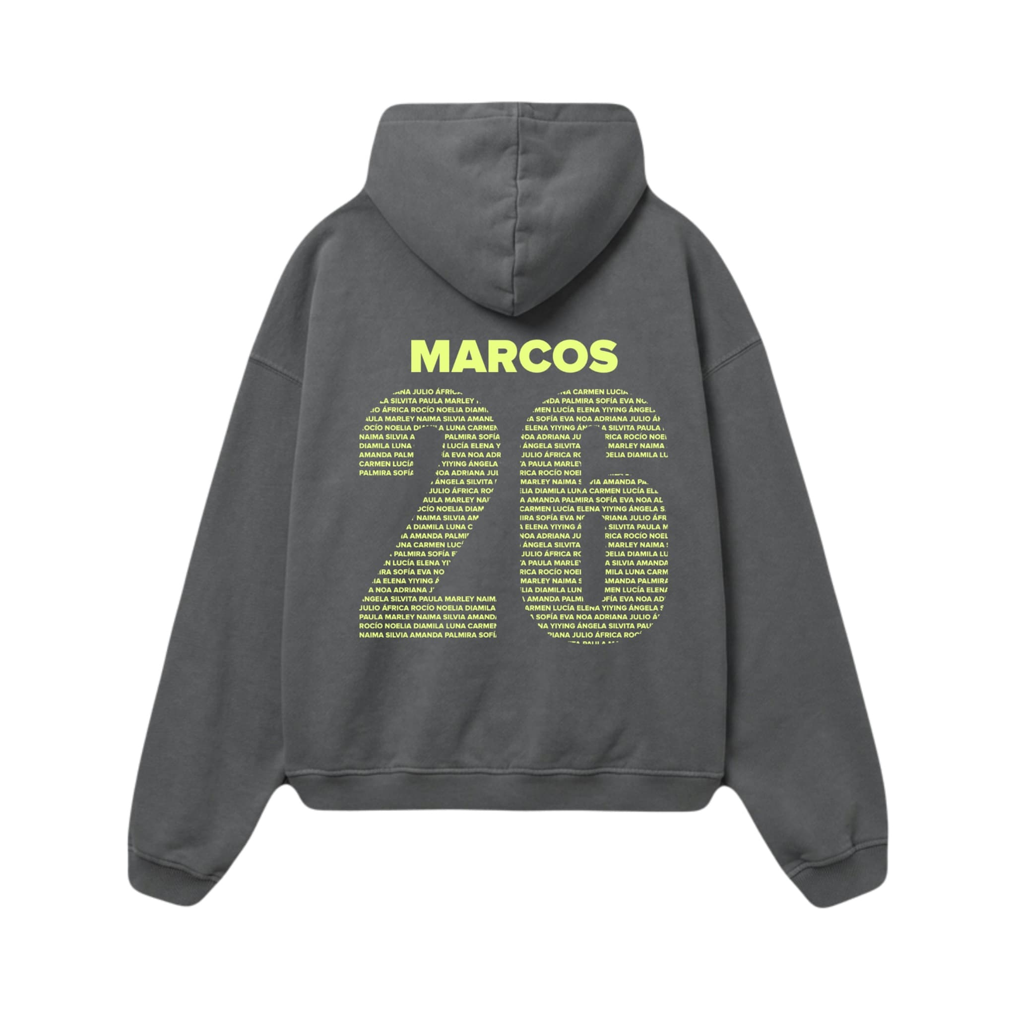Detalle del escudo del colegio bordado en una sudadera